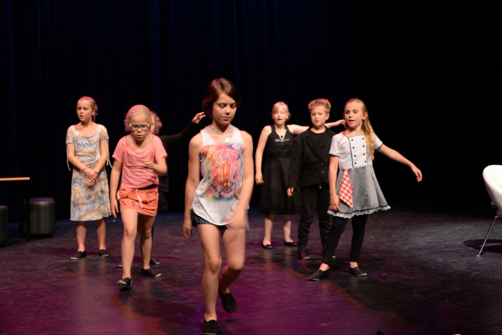 ../Images/Musical Nanny de Vries 053.jpg